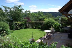 Coniston Country Cottages Patio